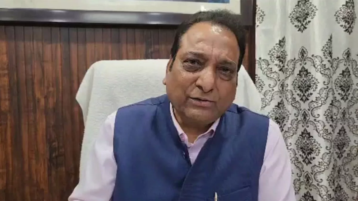 कांग्रेसी दावे शिगूफा, वहां तो भीष्म पितामह ही कौरवों पर टूट पड़े हैं, विनोद चमोली।