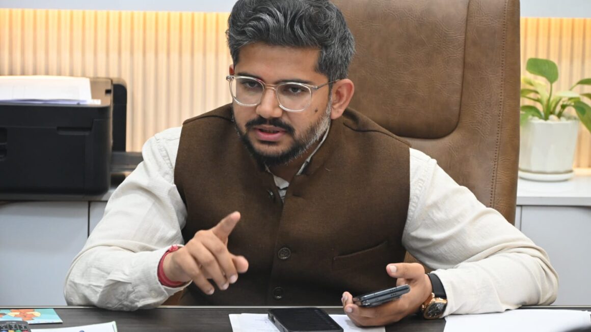 पेंशन योजनाओं में पारदर्शिता की पहल, 15 जून तक होगा लाभार्थियों का शत-प्रतिशत भौतिक सत्यापन।