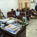 मुख्यमंत्री के निर्देशों पर सचिव आवास डॉ. आर. राजेश कुमार ने की बैठक, डीपीआर स्तर पर आगे बढ़ाने के निर्देश।