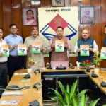 मुख्यमंत्री ने लोक निर्माण विभाग की, मास्टर प्लान पुस्तिका का किया विमोचन।