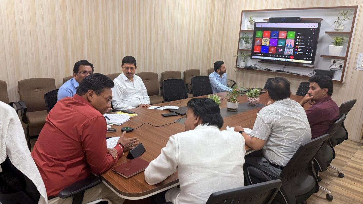 मुख्यमंत्री पुष्कर सिंह धामी के दिशा-निर्देशों में, उत्तराखंड के शहरों को मिलेगा अर्बन चैलेंज फंड का लाभ।