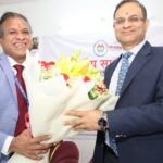 आरबीआई गवर्नर संजय मल्होत्रा ने, सीएफएल द्वारा आयोजित वित्तीय साक्षरता शिविर का किया दौरा।