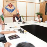 मुख्य सचिव ने गर्मी बढ़ने से विद्युत माँग बढ़ने पर ली यूपीसीएल के साथ उच्च स्तरीय बैठक।