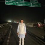 देहरादून-दिल्ली इकोनॉमिक कॉरिडोर से सीएम धामी ने, दिल्ली से देहरादून का सफर ढाई घंटे में तय किया, बोले, ये नए भारत की तेज रफ्तार।