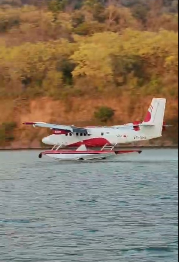 ऋषिकेश में सी-प्लेन की सफल ट्रायल लैंडिंग, पर्यटन और कनेक्टिविटी के नए युग की शुरुआत।