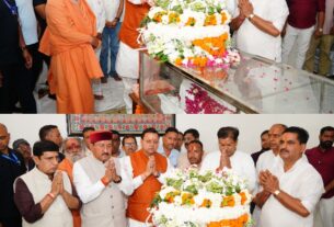 मुख्यमंत्री पुष्कर सिंह धामी ने, स्वर्गीय मेजर जनरल भुवन चंद्र खण्डूरी को अर्पित की भावभीनी श्रद्धांजलि।