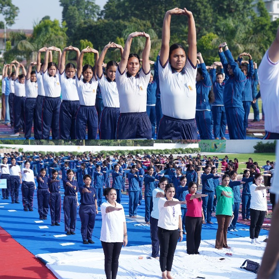 श्री गुरु राम राय विश्वविद्यालय में, राष्ट्रीय योग कार्यशाला का आयोजन, 800 छात्र-छात्राओं ने लिया हिस्सा।