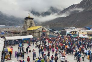 श्री केदारनाथ धाम यात्रा सुदृढ़ व्यवस्थाओं के बीच, उमड़ा आस्था का सैलाब, अब तक 3 लाख से अधिक श्रद्धालुओं ने किए बाबा के दर्शन।