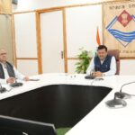 ग्लेशियर झीलों की प्रभावी निगरानी जरूरी, जल्द शुरू हो उपकरण लगाए जाने का कार्य, मुख्य सचिव। 