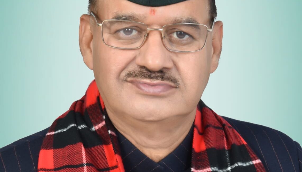 जल्द मिलेगा खटीमा सीएसडी कैंटीन को यूआरसी कोड, सैनिक कल्याण मंत्री गणेश जोशी।