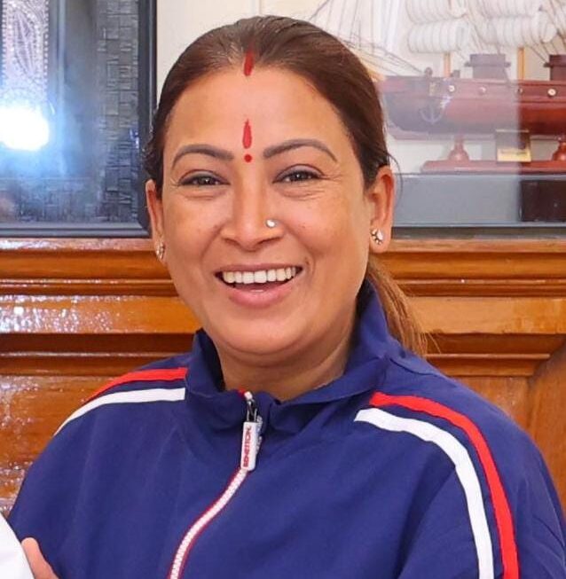अब खिलाड़ी कर सकेंगे विश्व स्तरीय खेल सुविधाओं के साथ अभ्यास, खेल मंत्री रेखा आर्या।