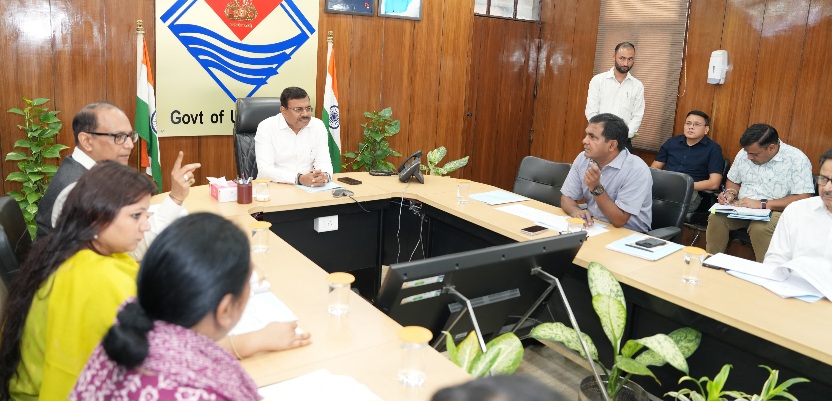 मुख्य सचिव ने पीएम पोषण योजना के तहत, अधिक से अधिक स्कूलों का सोशल ऑडिट कराए जाने के दिए निर्देश।