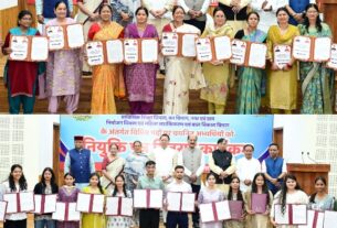 मुख्यमंत्री धामी ने विभिन्न विभागों से चयनित, 276 अभ्यर्थियों को प्रदान किए नियुक्ति पत्र।