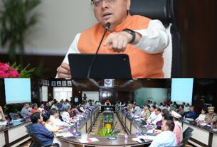 मानसून से पहले सभी तैयारियां पूरी करें अधिकारी, मुख्यमंत्री धामी।