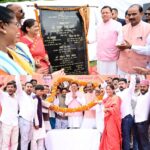 मुख्यमंत्री ने दन्या में जनसभा को किया संबोधित, क्षेत्र के विकास के लिए की कई महत्वपूर्ण घोषणाएं।