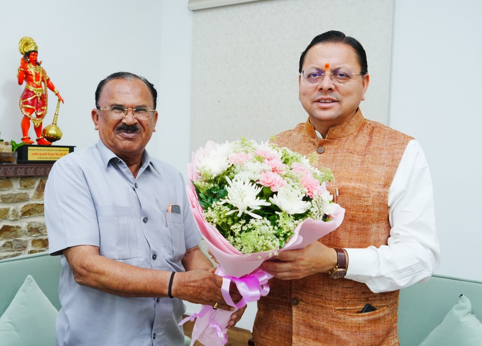 मुख्यमंत्री पुष्कर सिंह धामी से, राजस्थान विधानसभा अध्यक्ष वासुदेव देवनानी ने की शिष्टाचार भेंट।