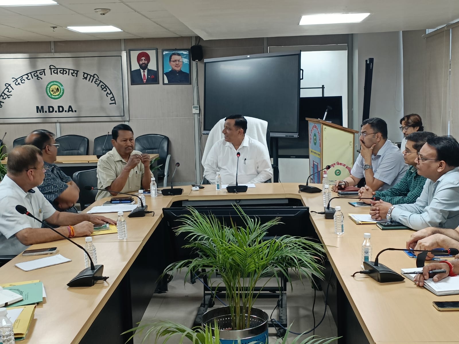 आढ़त बाजार पुनर्विकास परियोजना को मिली रफ्तार, जून तक पूरे होंगे सभी लंबित कार्य, बंशीधर तिवारी।