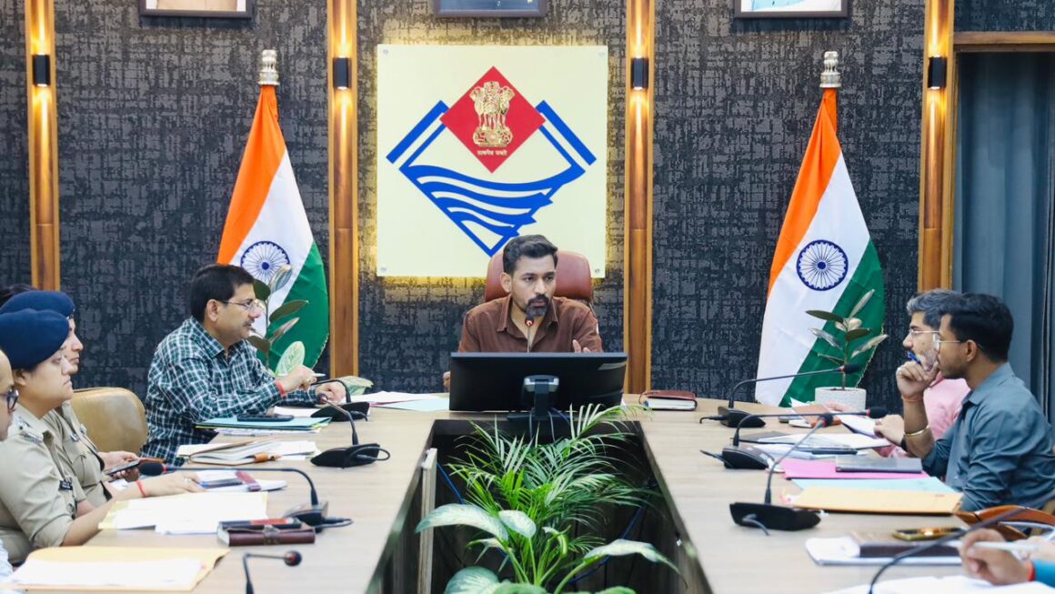 राष्ट्रपति के प्रस्तावित दौरे को लेकर, देहरादून प्रशासन अलर्ट, डीएम ने की उच्चस्तरीय समीक्षा।