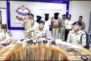 ऑपरेशन प्रहार: 20 लाख की कोकीन के साथ 3 तस्कर गिरफ्तार।