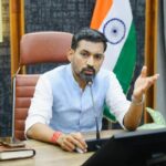 डीएम डॉ. आशीष चौहान ने दिए सर्वे कर, ड्रॉपआउट बालिकाओं को शिक्षा की मुख्यधारा से जोड़ने के निर्देश।
