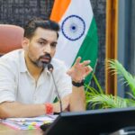 डीएम डॉ0 आशीष चौहान ने, गंभीर बीमारी से ग्रसित बच्चों के चिन्हीकरण अभियान में तेजी लाने के दिए निर्देश।