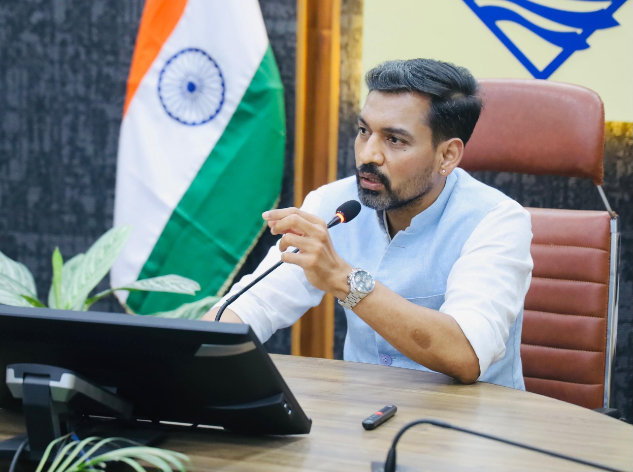 डीएम आशीष चौहान ने की आपदा तैयारी एवं, मानसून पूर्व व्यवस्थाओं की समीक्षा, अधिकारियों को दिए आवश्यक दिशा निर्देश। 