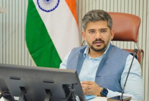उप जिला निर्वाचन अधिकारी ने ,विशेष गहन पुनरीक्षण अभियान की प्रगति समीक्षा की, गणना प्रपत्रों के डिजिटाइजेशन कार्य में तेजी लाने के दिए निर्देश।