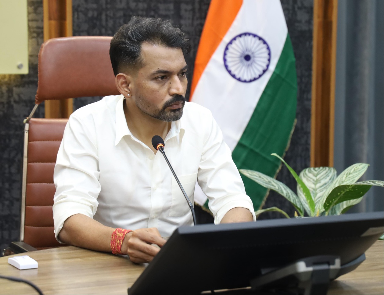 शिकायत-बहुल क्षेत्रों की होगी जीआईएस मैपिंग, तय होगी अधिकारियों की जवाबदेही, डीएम आशीष चौहान।