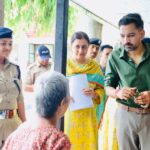डीएम डॉ0 आशीष चौहान ने नारी निकेतन, बाल सुधार गृह और किशोरी गृह का निरीक्षण कर, व्यवस्थाओं को लेकर दिए  निर्देश। 