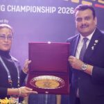 खिलाड़ियों का उत्साह बढ़ाने, हिमाद्रि आइस रिंक पहुंची खेल मंत्री रेखा आर्या।