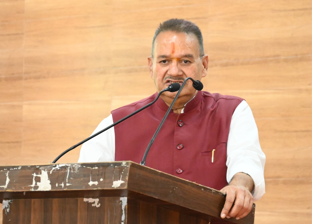 SIR अभियान को सफल बनाने के लिए, बूथ स्तर तक सक्रिय रहें कार्यकर्ता, कैबिनेट मंत्री गणेश जोशी।