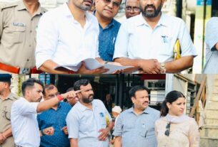 आढ़त बाजार/तहसील चौक सड़क चौड़ीकरण परियोजना कार्य प्रगति का, डीएम ने किया स्थलीय निरीक्षण।