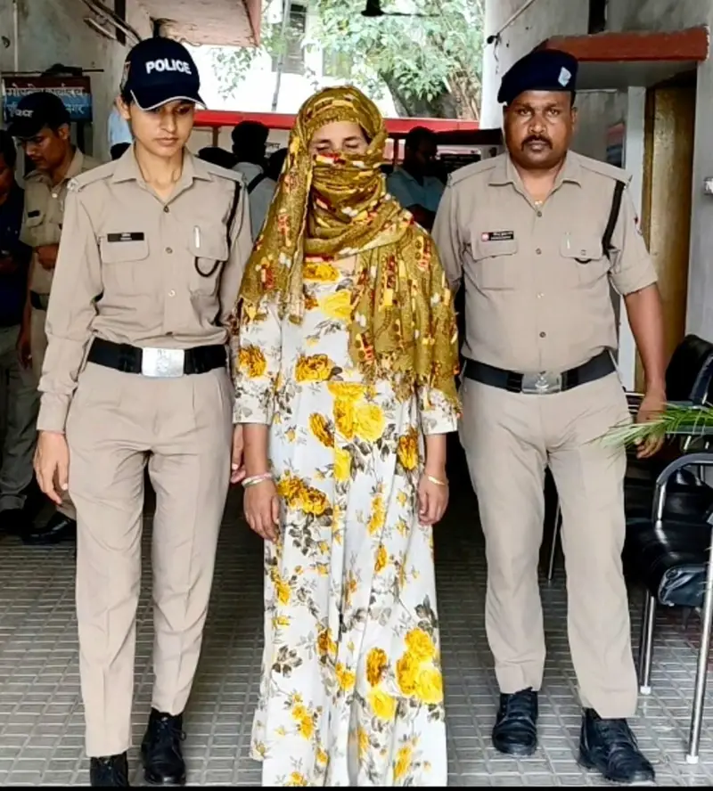 एक साल पहले मकान मालिक के घर से की थी गहनो की चोरी, इंस्टाग्राम पोस्ट ने पहुंचाया सलाखों के पीछे।