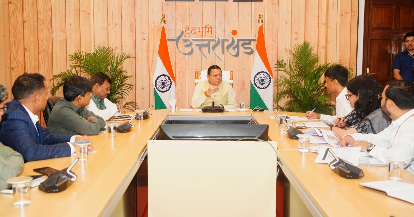 मुख्यमंत्री ने नीति आयोग की टीम के साथ, राज्य के विकास के विभिन्न विषयों पर की विस्तृत चर्चा।