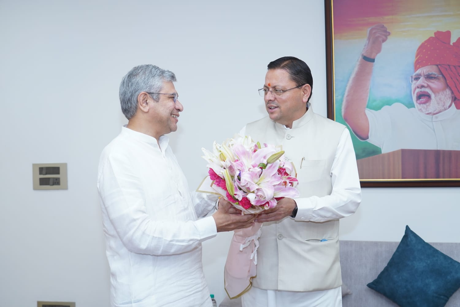 मुख्यमंत्री ने केंद्रीय रेल मंत्री से, रेल परियोजनाओं एवं कनेक्टिविटी विस्तार पर की चर्चा।