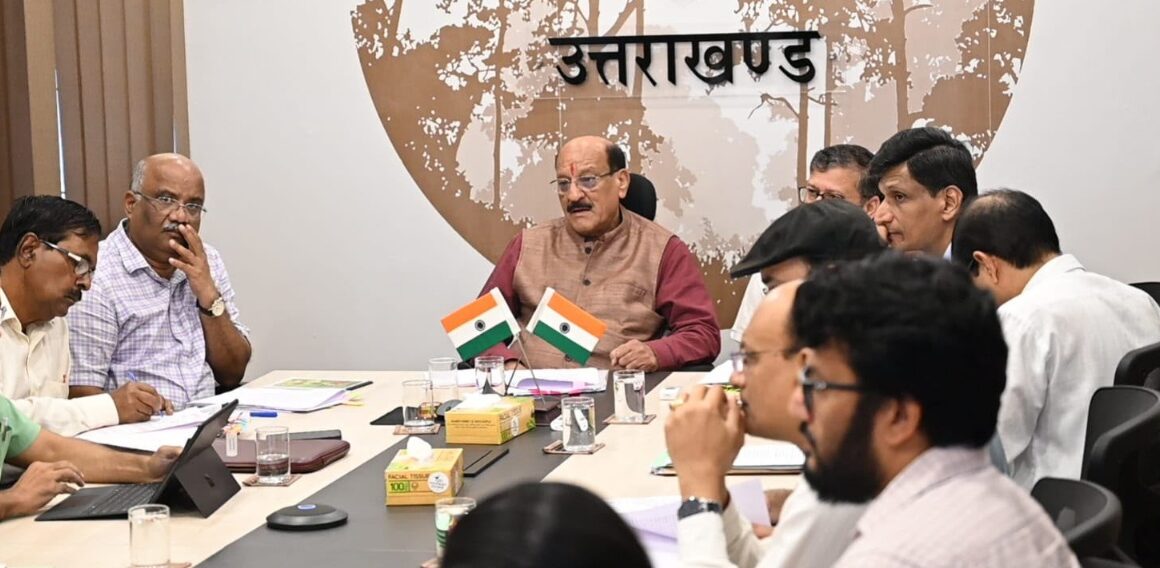 वन मंत्री सुबोध उनियाल ने वन विभाग की समीक्षा बैठक में, योजनाओं के प्रभावी एवं समयबद्ध क्रियान्वयन के दिए निर्देश।