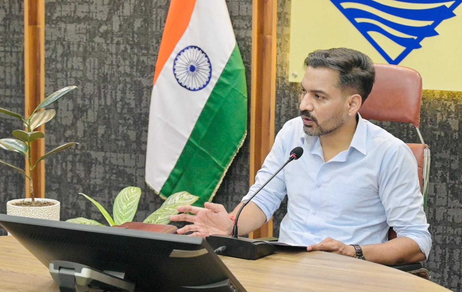 भारी से अत्यंत भारी बारिश के चेतावनी, देहरादून जिला प्रशासन हाई अलर्ट।