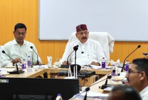 वन भूमि हस्तांतरण प्रकरणों का समय से करें निस्तारण, सतपाल महाराज।