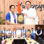 कॉमनवेल्थ गेम्स 2026 के उत्तराखंड के, पदक विजेताओं और प्रशिक्षकों को, मुख्यमंत्री धामी ने किया सम्मानित। 