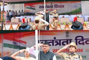 टिहरी में प्रभारी मंत्री गणेश जोशी ने किया ध्वजारोहण, स्वतंत्रता सेनानियों और शहीदों को किया नमन।
