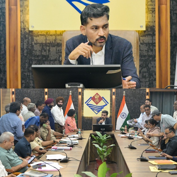 समाधान दिवस में 150 से अधिक शिकायतें प्राप्त, डीएम डॉ0 आशीष चौहान ने दिए समयबद्ध एवं गुणवत्तापूर्ण निस्तारण के निर्देश।