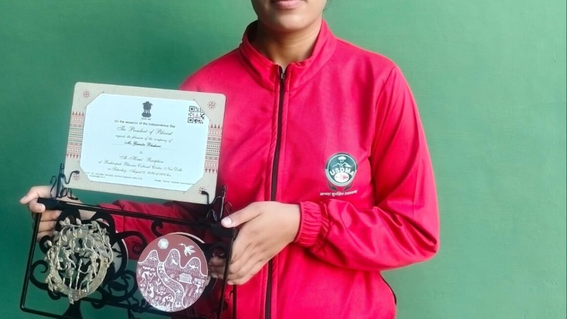 राष्ट्रपति भवन के एट होम रिसेप्शन के लिए, अल्मोड़ा की गर्विता भाकुनी का चयन।