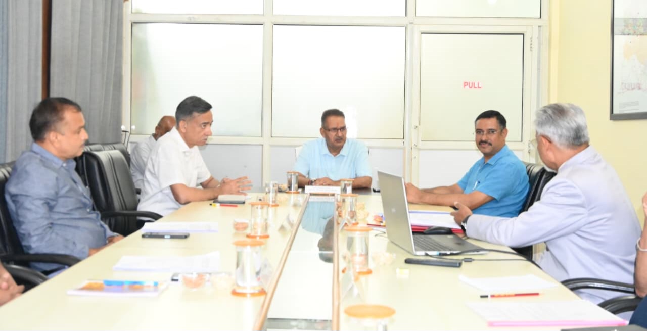 पूर्व सैनिकों और युवाओं को विदेश में रोजगार उपलब्ध कराने की दिशा में तेजी से कार्य करे उपनल, गणेश जोशी।