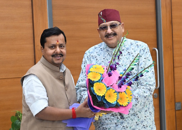 कैबिनेट मंत्री सतपाल महाराज ने की, भाजपा के राष्ट्रीय अध्यक्ष नितिन नबीन से शिष्टाचार भेंट।