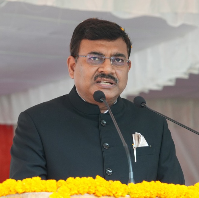 स्वतंत्रता दिवस पर मुख्य सचिव ने सुशासन, विकसित उत्तराखण्ड और हिमालय संरक्षण का लिया संकल्प।