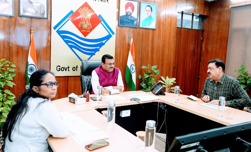 मुख्य सचिव ने की चिकित्सा स्वास्थ्य एवं चिकित्सा शिक्षा विभाग की समीक्षा, दिए ये दिशा-निर्देश। 