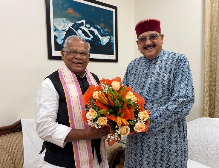 कैबिनेट मंत्री सतपाल महाराज ने, केंद्रीय मंत्री जीतन राम मांझी से की शिष्टाचार भेंट। 