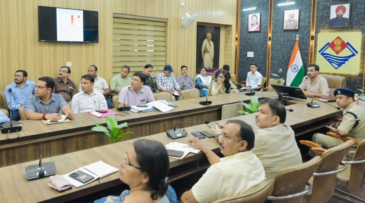 देहरादून में व्यवस्था सुधारने की बड़ी पहलः टास्क फोर्स गठित, दैनिक रिपोर्ट के आधार पर होगा समाधान, डीएम डॉ. आशीष चौहान।