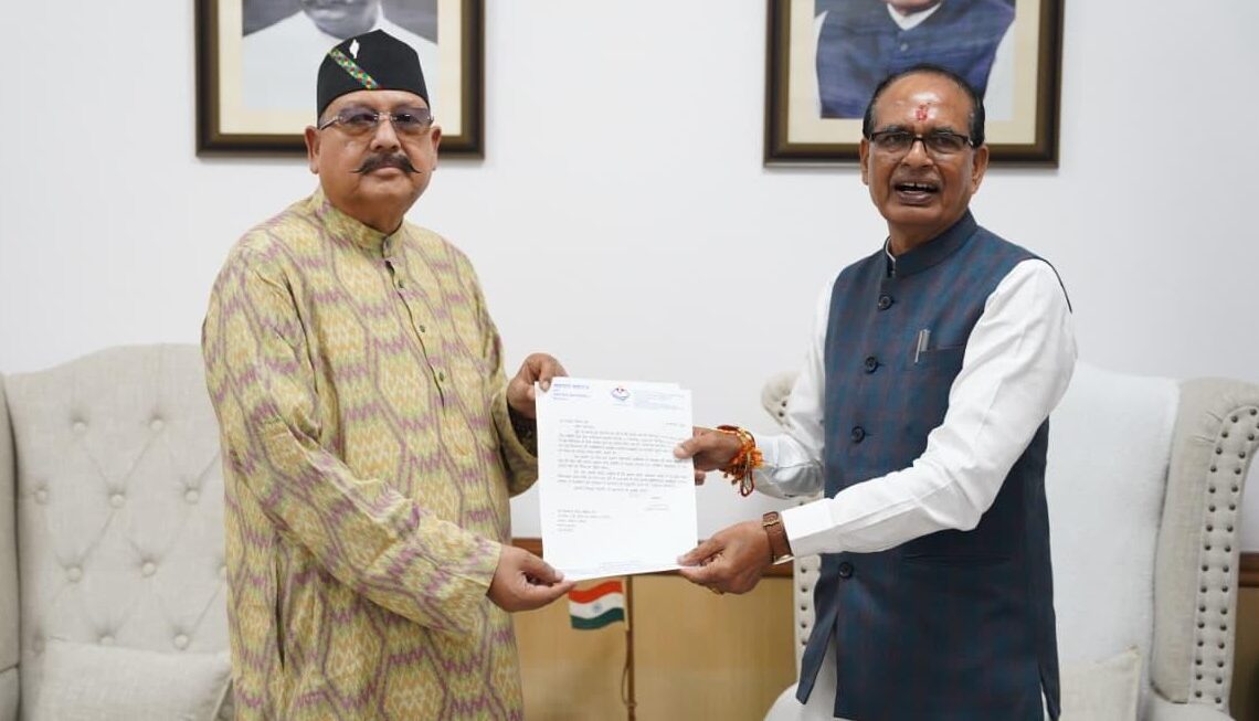महाराज ने की केंद्रीय कृषि एवं किसान कल्याण और ग्रामीण विकास मंत्री से की शिष्टाचार भेंट।