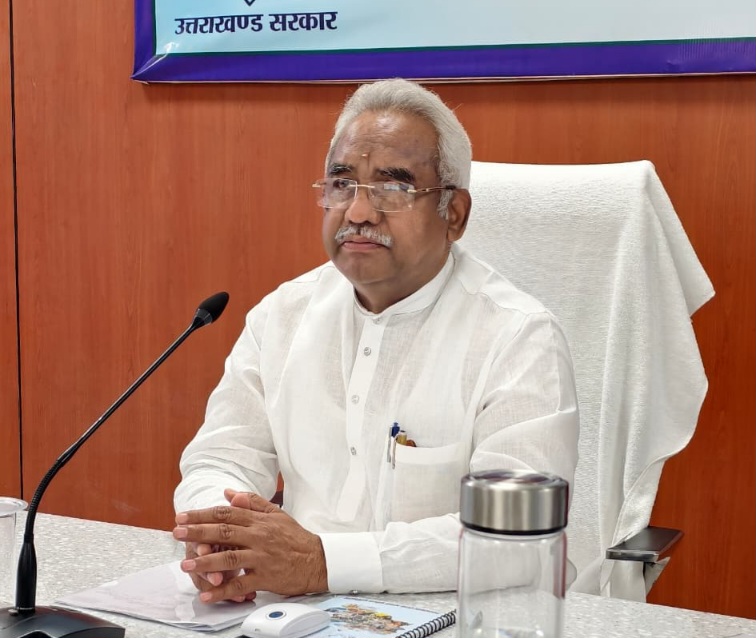 ग्लेशियर झीलों की निगरानी के लिए अत्याधुनिक तकनीक अपनाई जाएगी, मदन कौशिक।